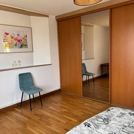 Holiday home Les Rosiers *